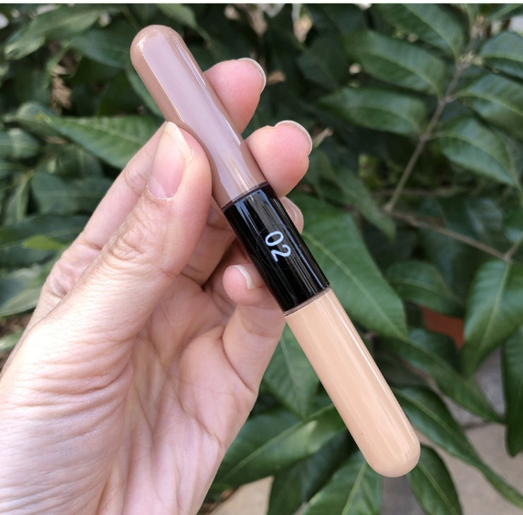 Double Head Lightening Liquid Concealer Foundation