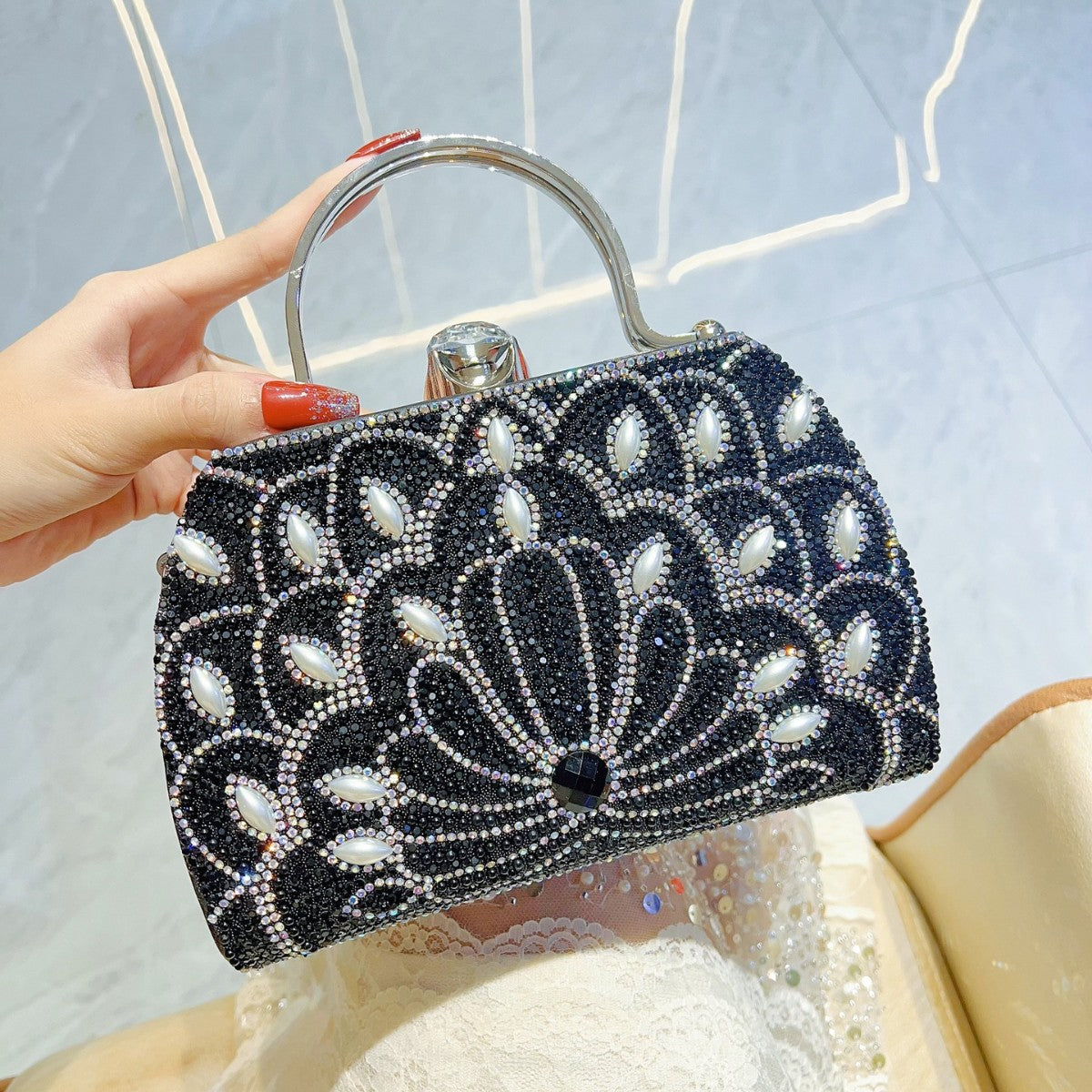 Women's Portable Creative Rhinestone Handbag