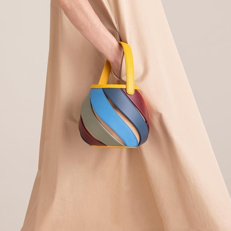 Cylindrical Contrast Color Quilted Stitching Bucket Bag