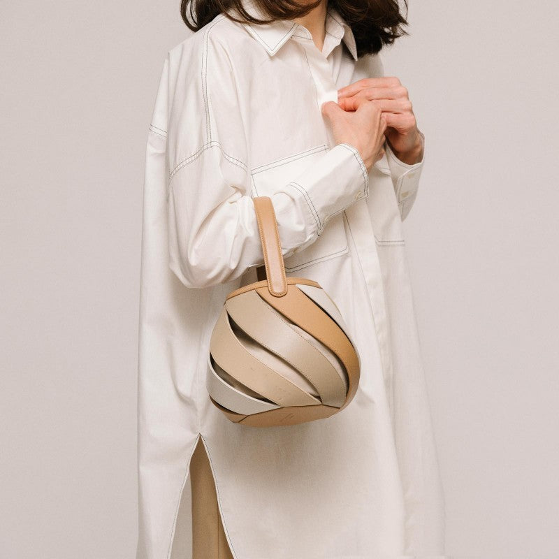 Cylindrical Contrast Color Quilted Stitching Bucket Bag