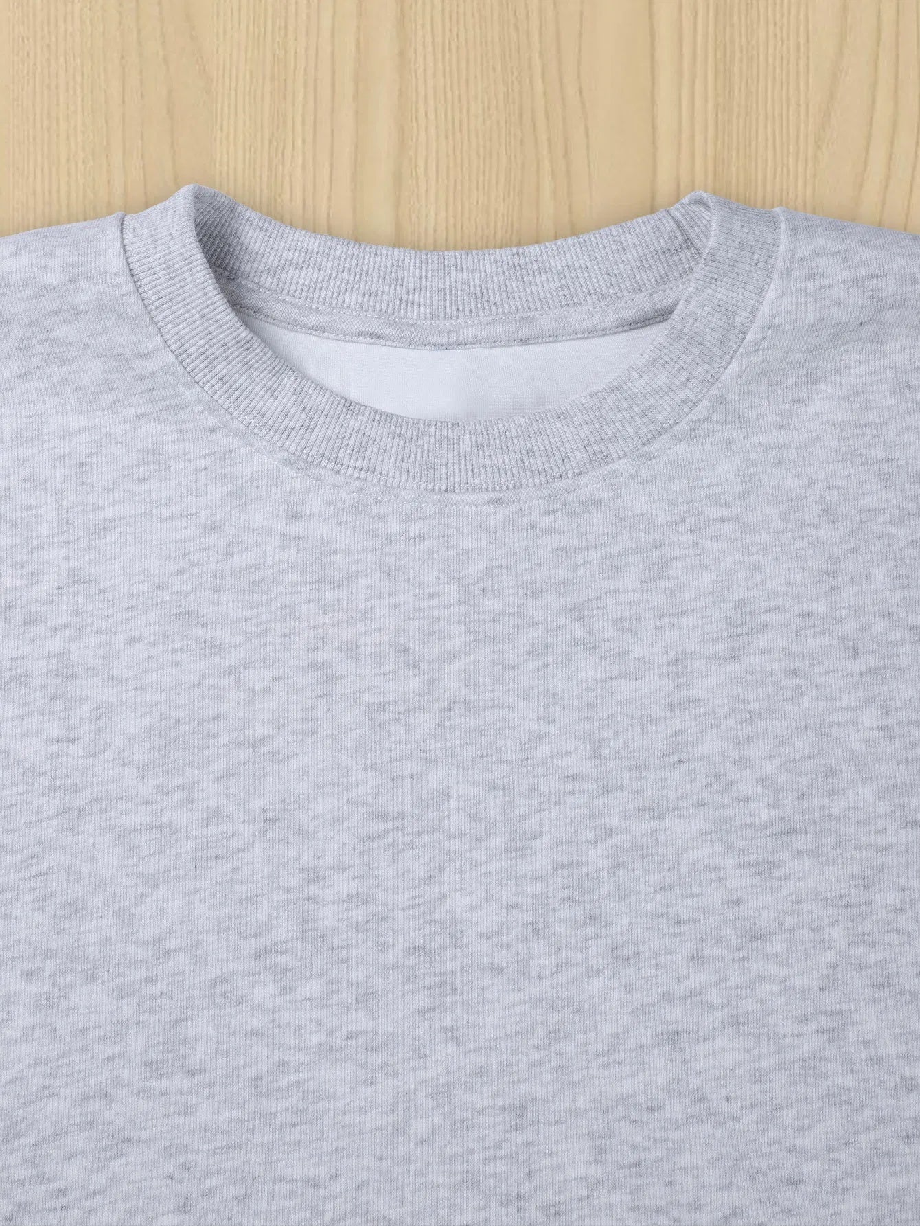 Women Basic Ribbon Printed Round Neck