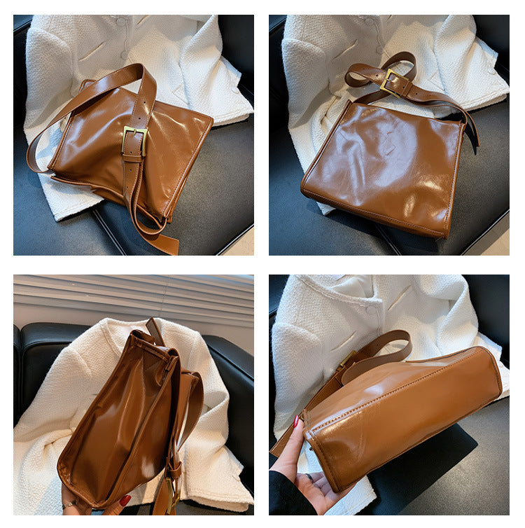 New Commuter Crossbody Bag