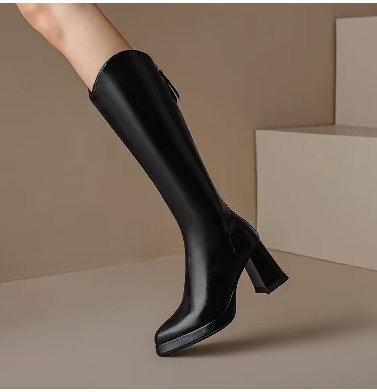 Elegant And Comfortable Women's Boots