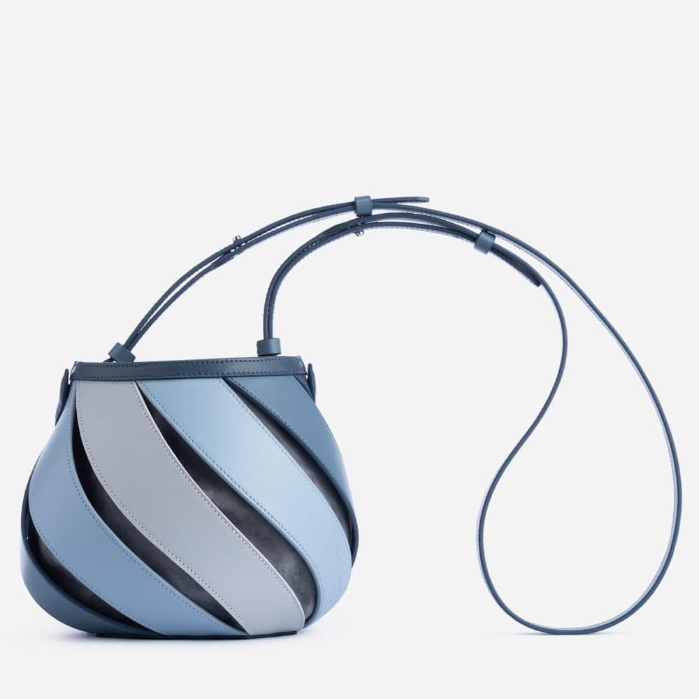 Cylindrical Contrast Color Quilted Stitching Bucket Bag