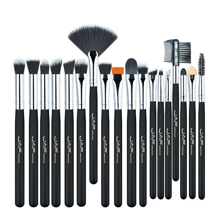 Makeup brushes