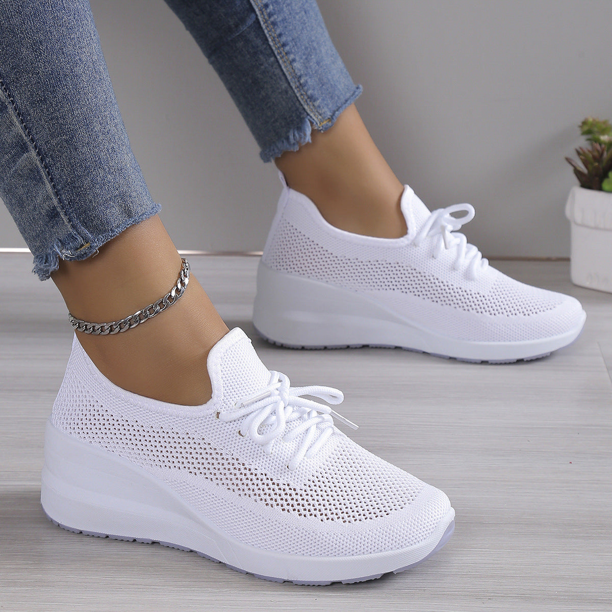 Women's Casual Shoes