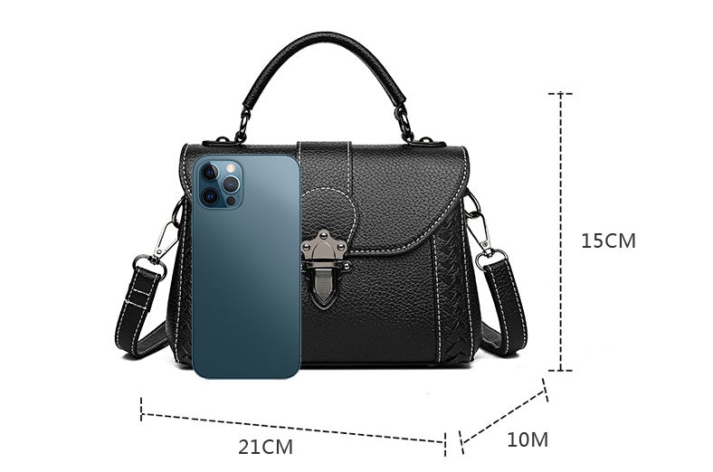 Retro Simple Shoulder Bag