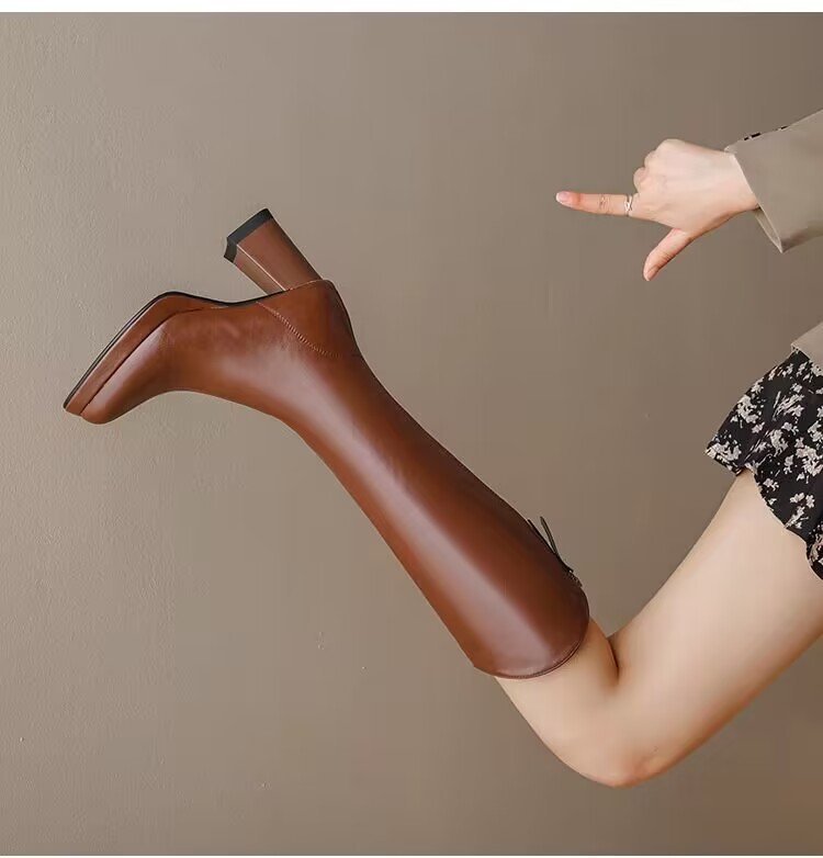 Elegant And Comfortable Women's Boots