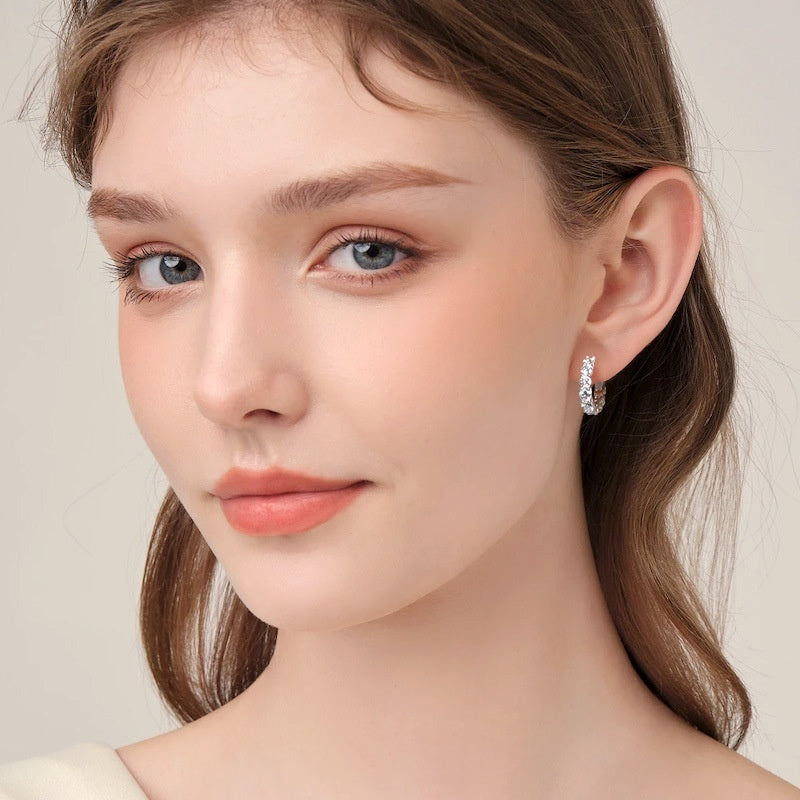 Full Diamond Sense Ear Ring