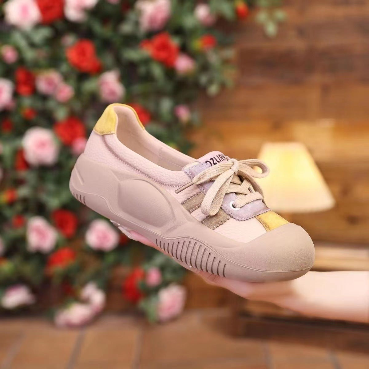 Women's Soft Leather Sneaker