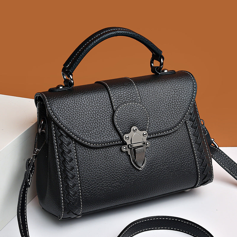 Retro Simple Shoulder Bag