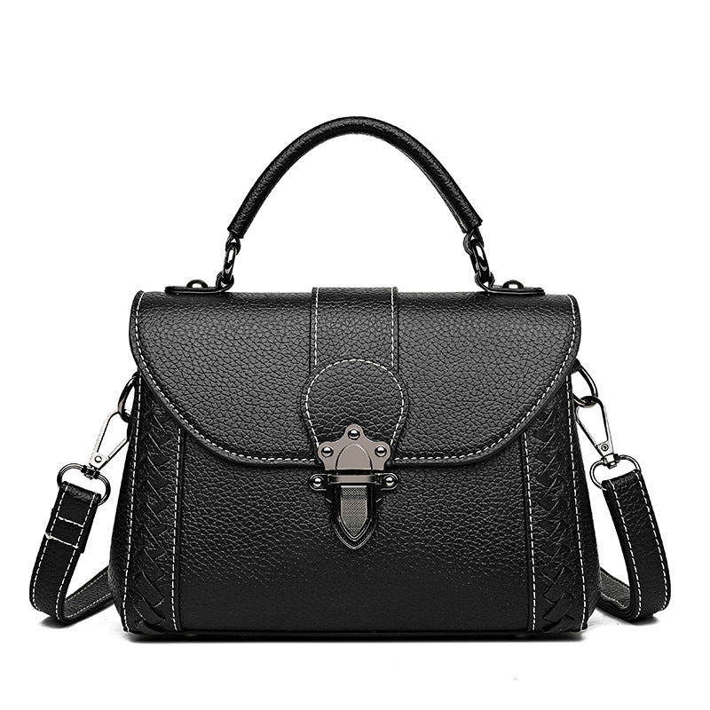 Retro Simple Shoulder Bag