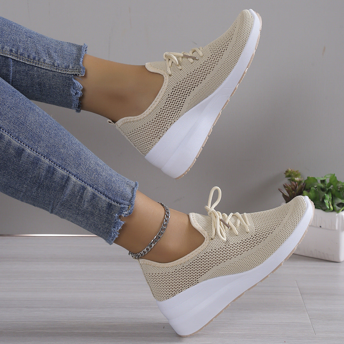 Women's Casual Shoes