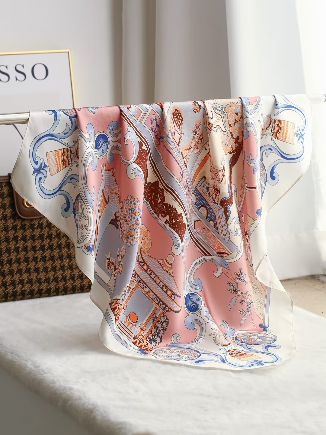Intellectual Elegant Light Luxury Silk Scarf