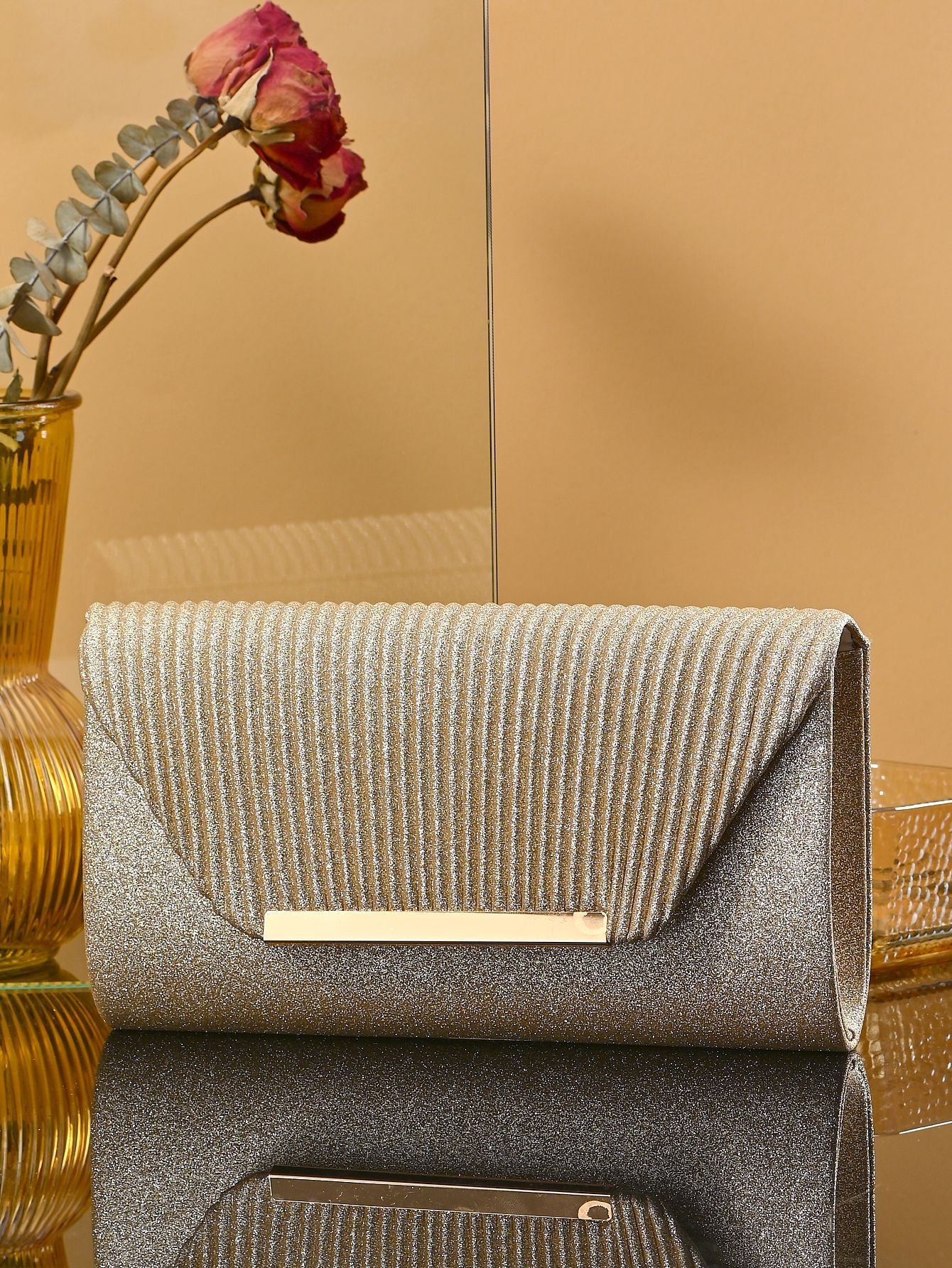 Metal Magnetic Buckle Portable Bag
