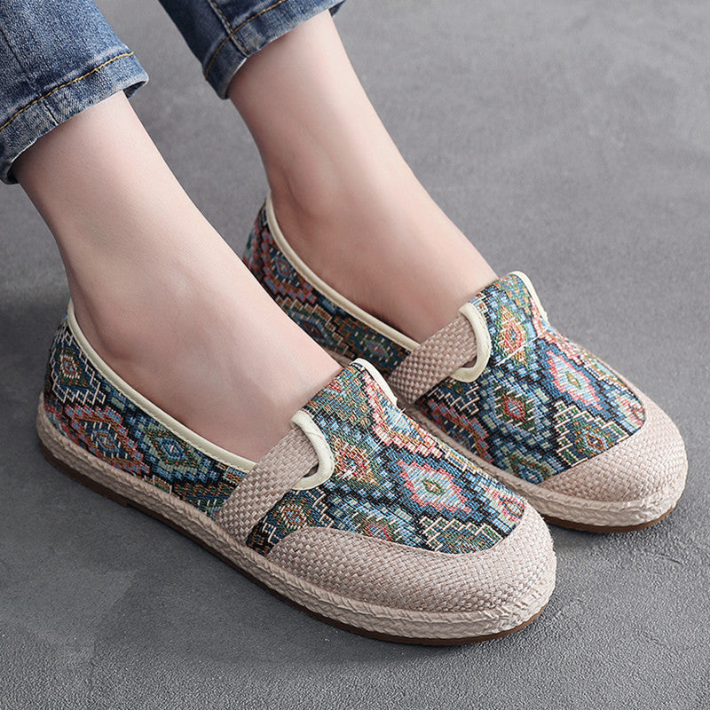 Women's Spring And Summer Embroidered Shoes