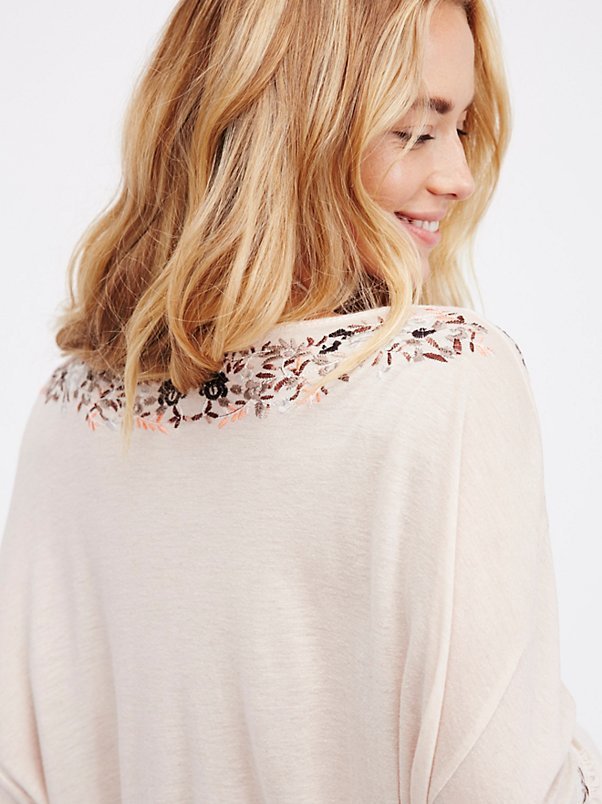 Women's Bohemian V-neck Lace-up Top