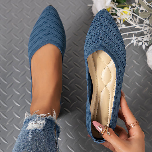 Pointed Toe Breathable Flat Bottom Shoes