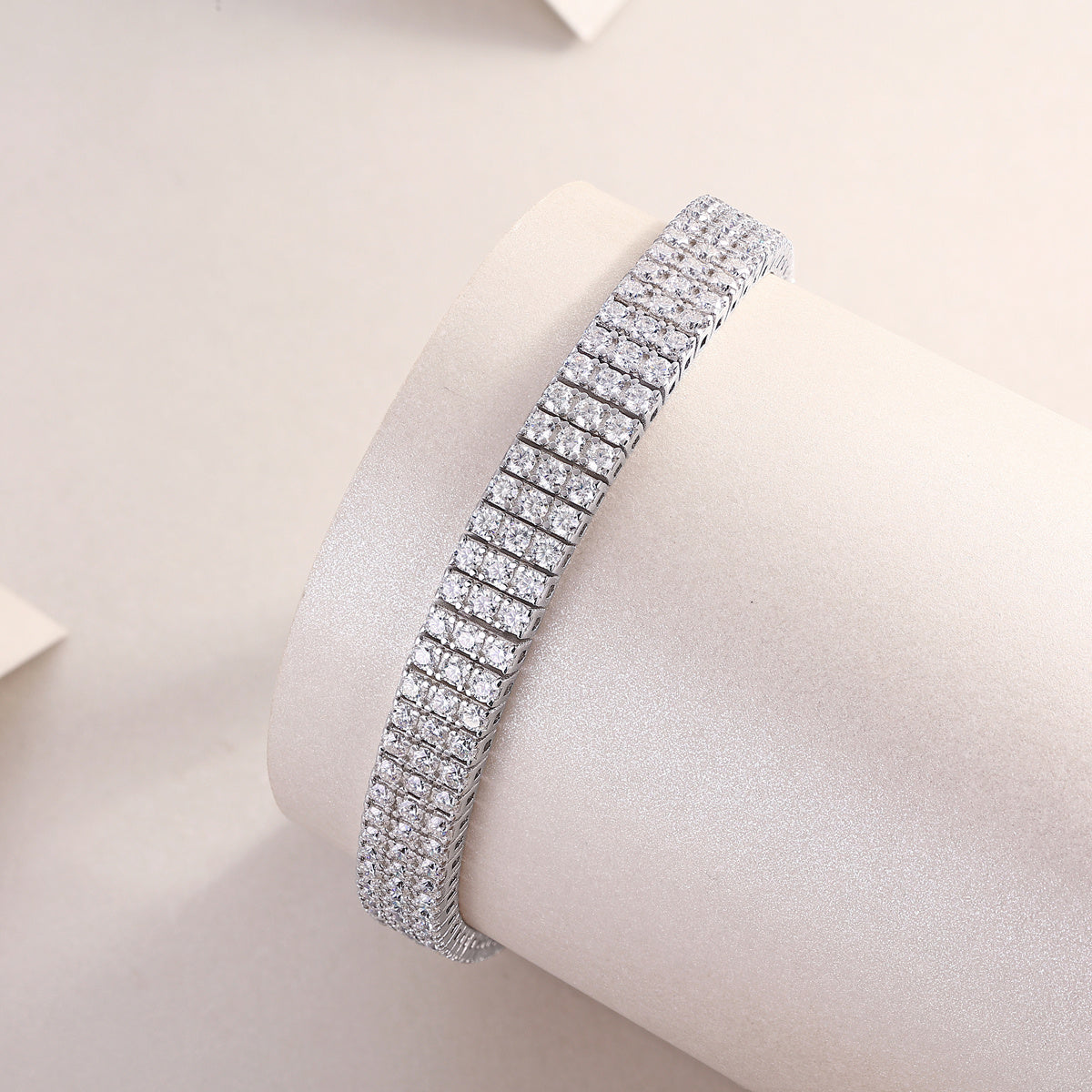 Chain Guanghua Luxury