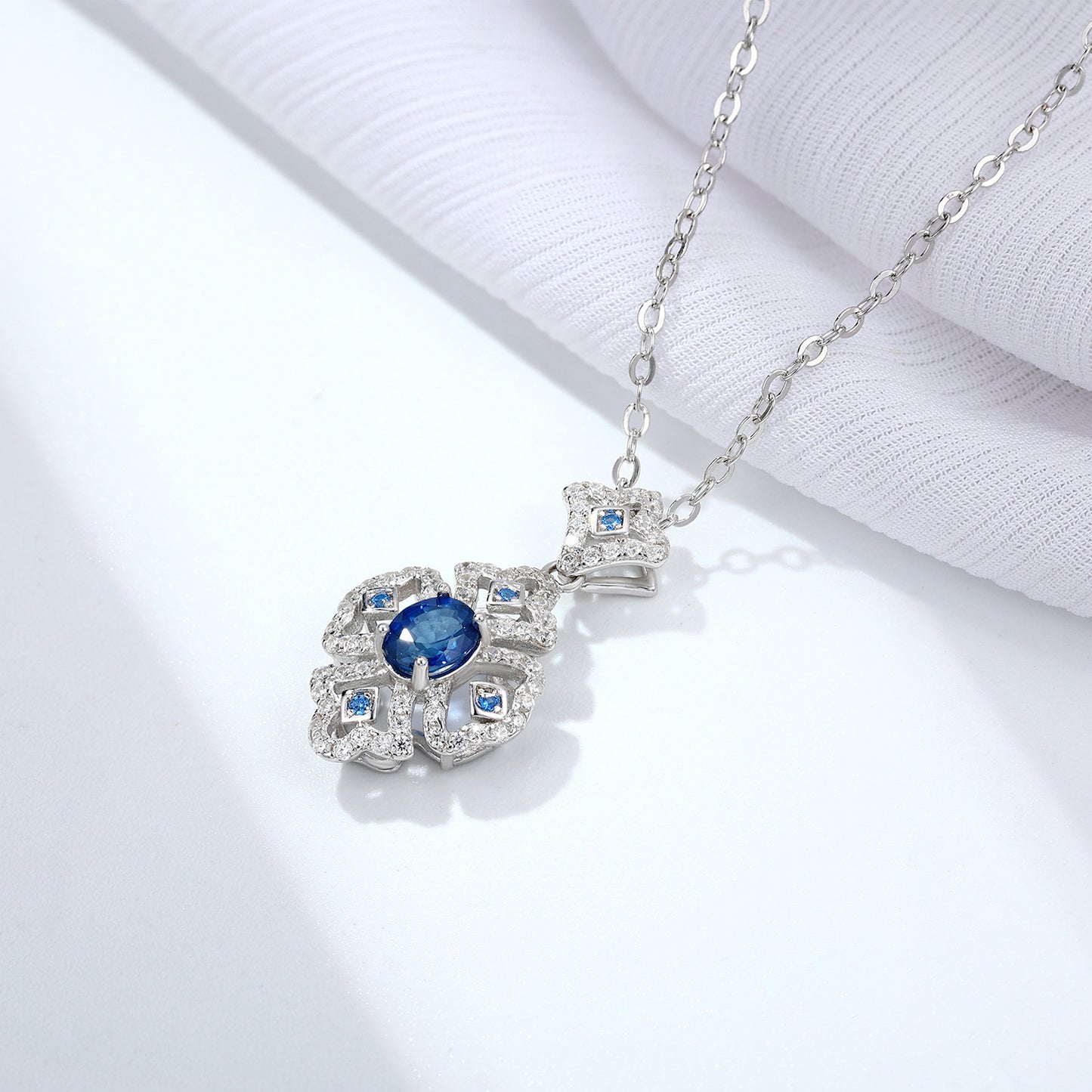 Silver Retro Pattern Necklace Women's Versatile Natural Sapphire Pendant