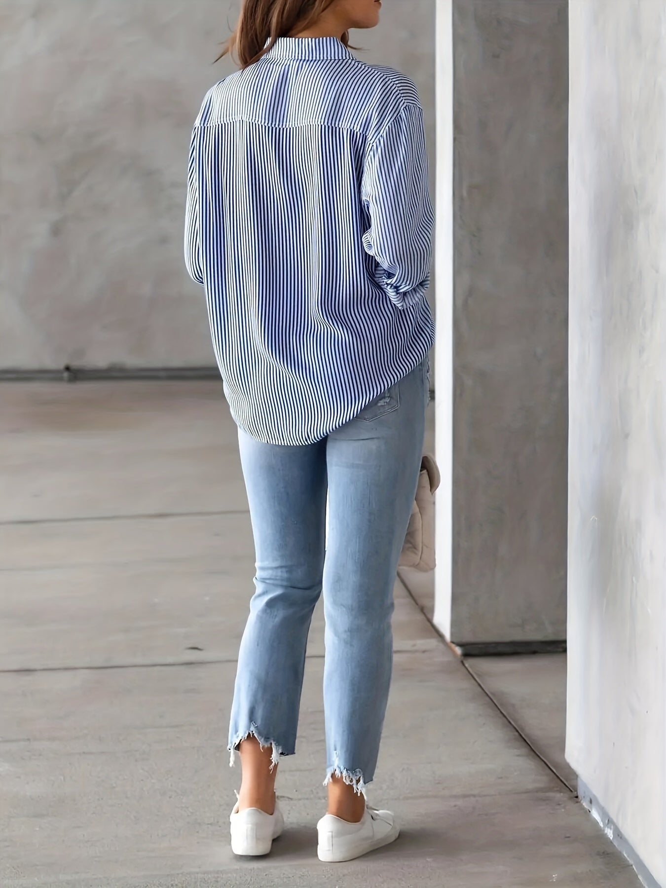 Classic Striped Casual Long-sleeved Shirt.