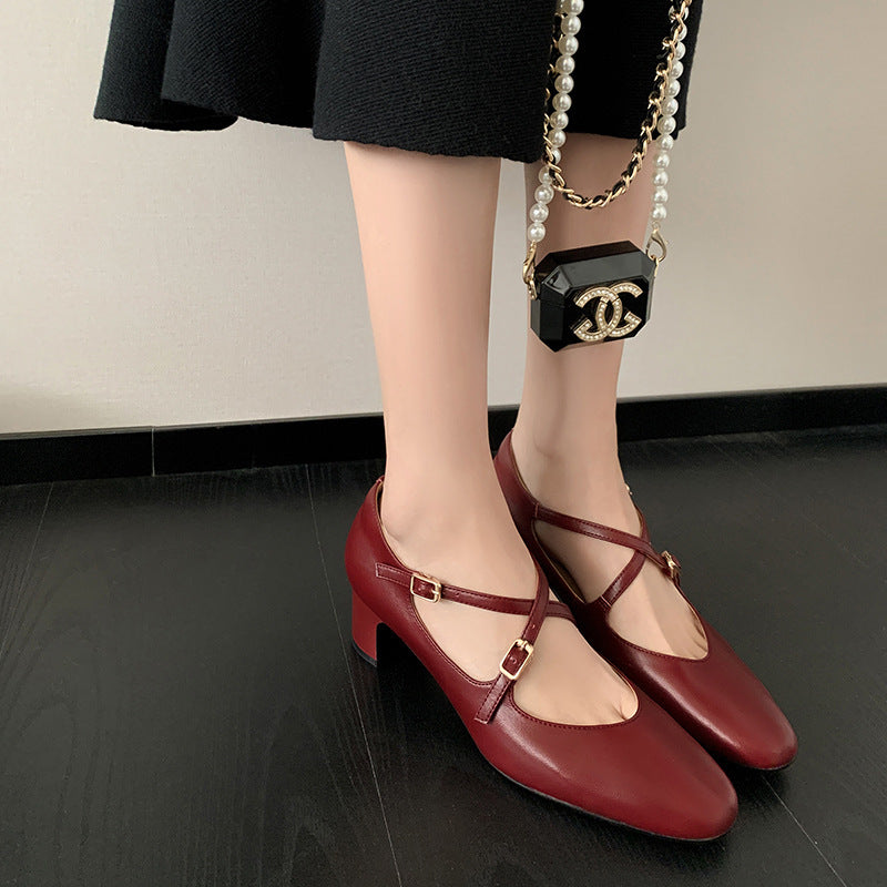 Low-cut Shoes