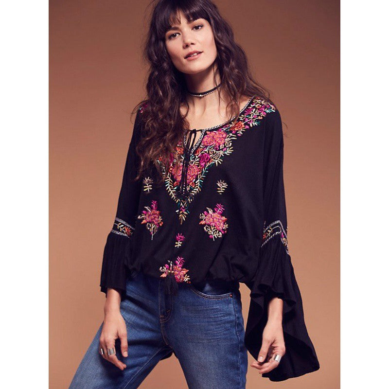 Women's Bohemian V-neck Lace-up Top