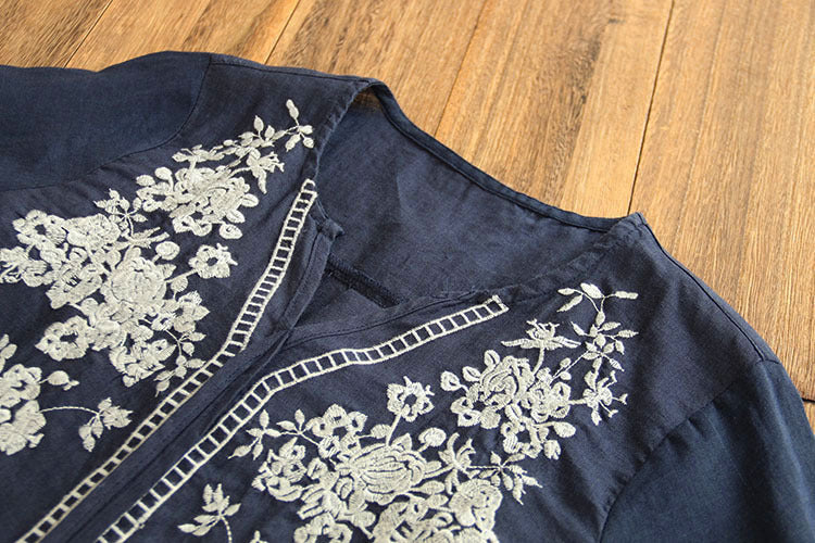 V-Neck T-Shirt Vintage Embroidered Blouse
