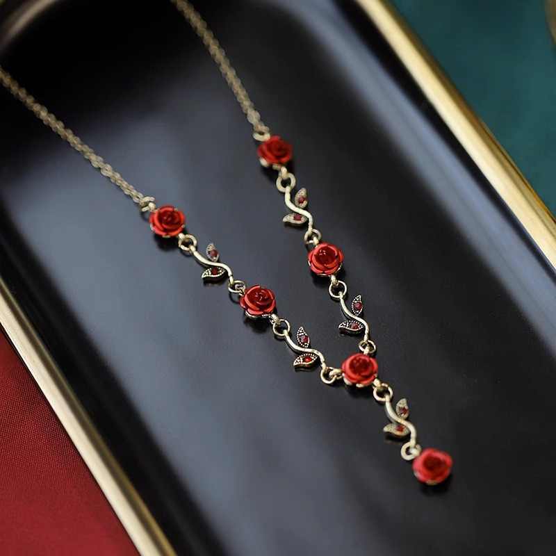 Romantic Rose Flower Bracele and Clavicle Chain